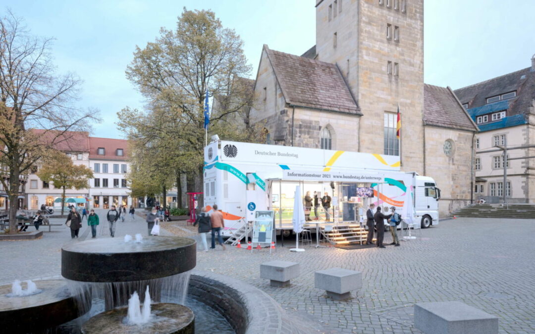 Infomobil des Bundestages besucht Bad Salzuflen