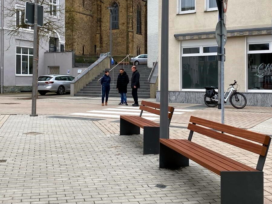 Kirchplatz und „kleines Plätzchens“ werden eingeweiht