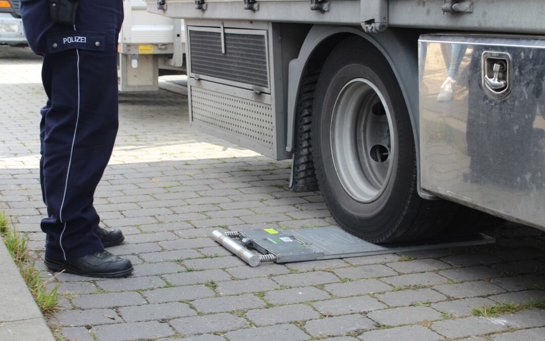 Wiege-Aktion für Sommerreiseverkehr