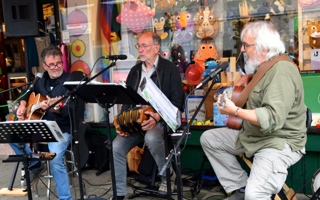 Sommer in der Bergstadt mit Irish Folk und „SaitenLage“