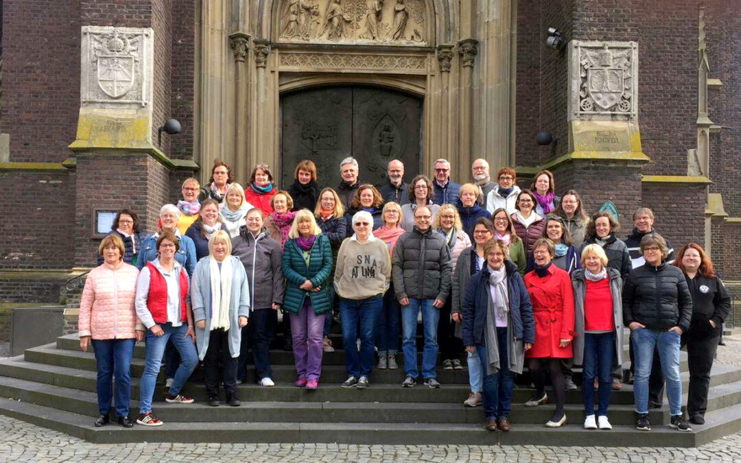 „Singing all together“ – Musikalische Feierstunde mit dem Gospelchor TALKING PEOPLE