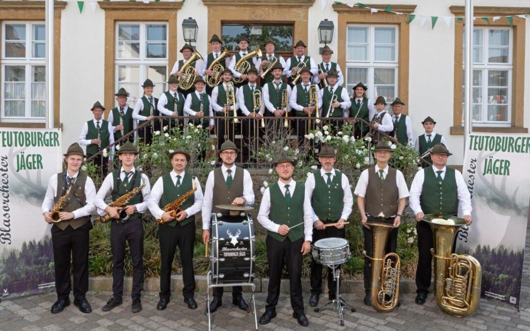 Blasorchester Teutoburger Jäger e.V. spielt im Tierpark Olderdissen