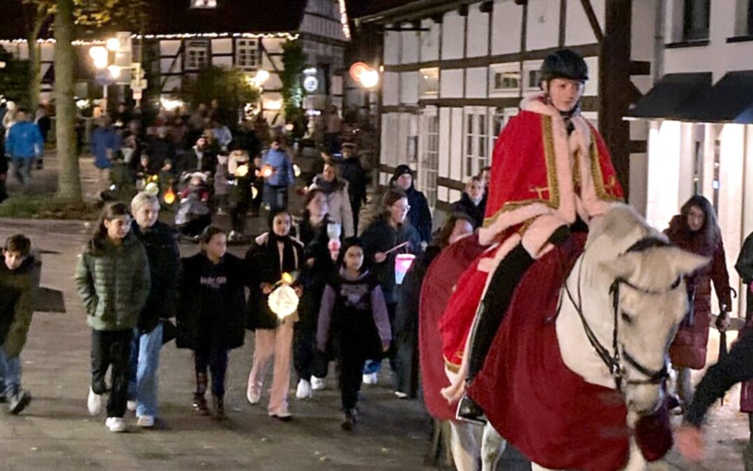 Großer St. Martinsumzug am 10. November in Bad Salzuflen: Ein Lichtermeer für den guten Zweck