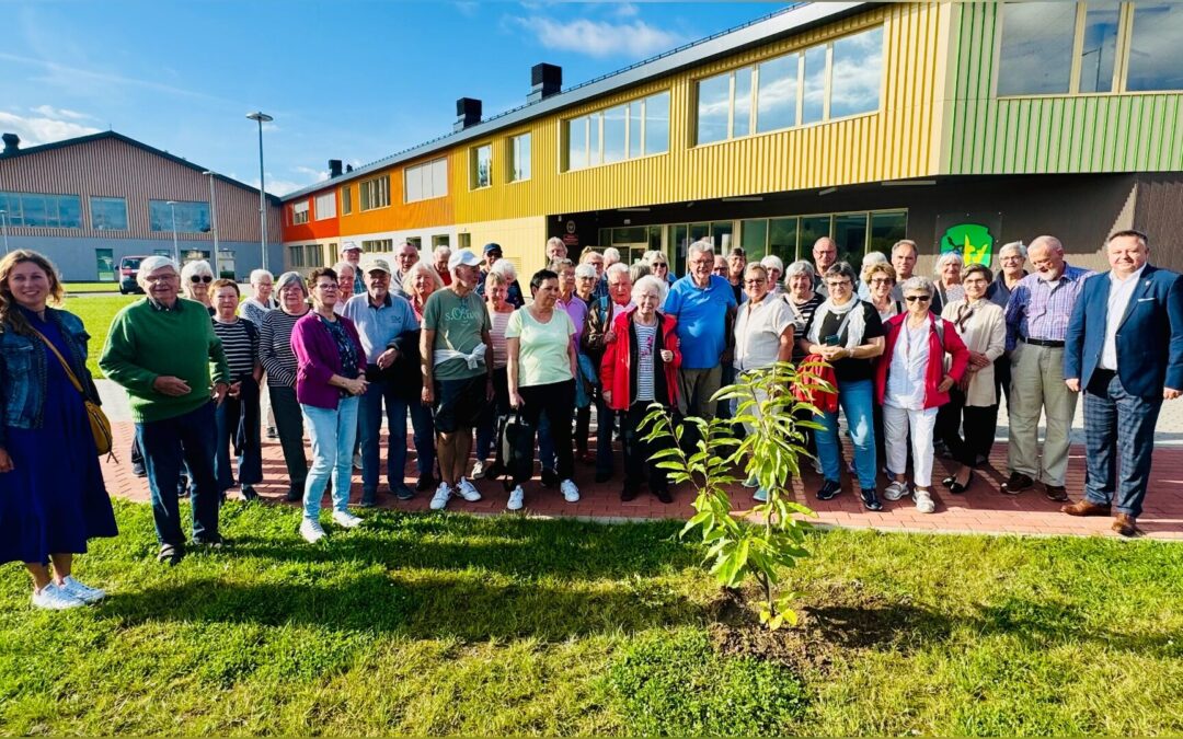 Leopoldshöher Reisegruppe im Riesengebirge und in Prag