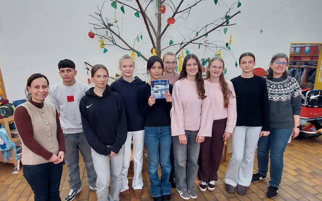 HSS feiert den Bundesweiten Vorlesetag 2025 mit Fünftklässlern, Grundschülern und Kita-Kindern