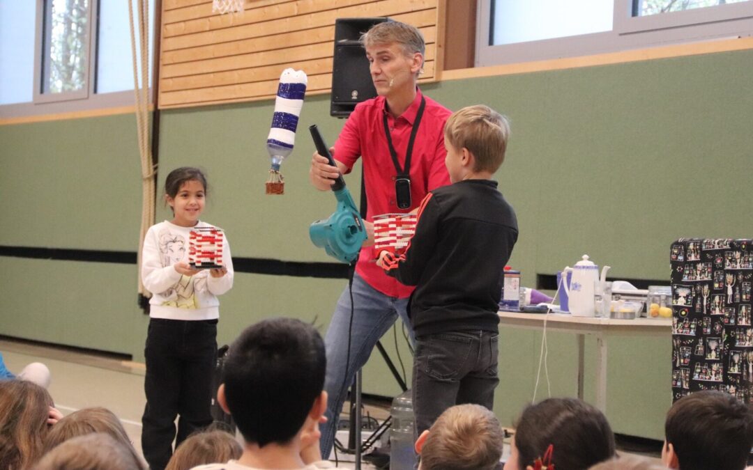 Alle Klassen der Grundschule Asemissen erlebten einen unterhaltsamen Unterricht besonderer Art