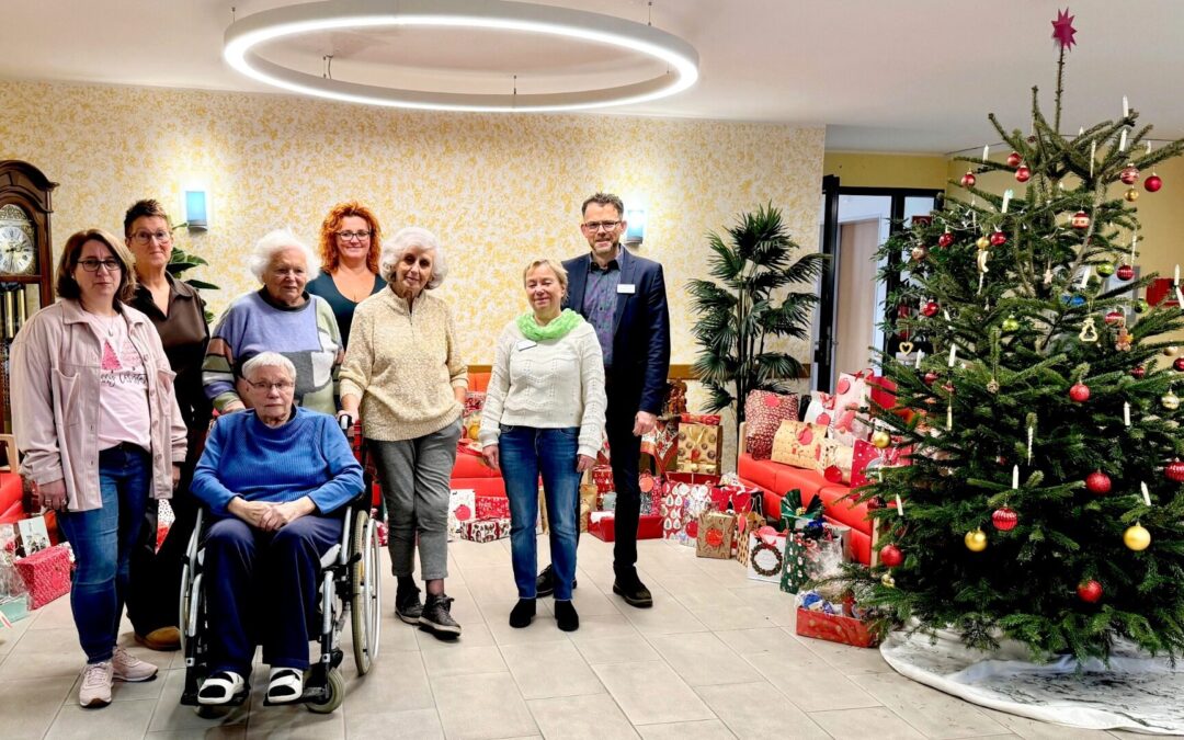Herzenswärme in Leopoldshöhe: Takko Fashion und Leopoldshöher Spender*innen erfüllen über 100 Weihnachtswünsche