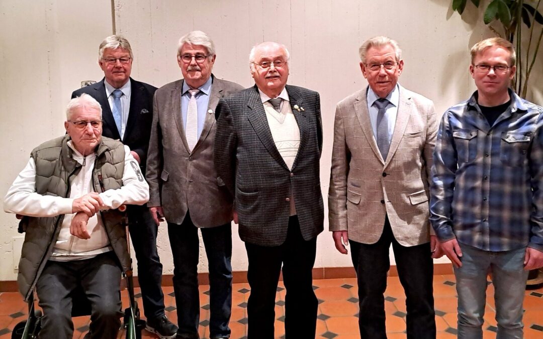 Ehrung für insgesamt 230 Jahre „Frohsinn“