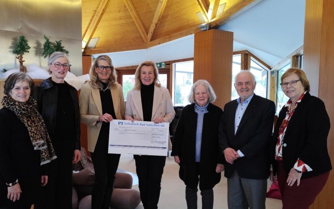 Kunst und Gesang bringen 5.500 Euro für den guten Zweck