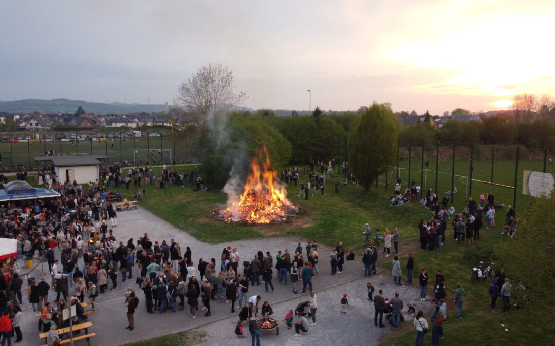 TuS Asemissen lädt zum Asemisser Osterfeuer ein