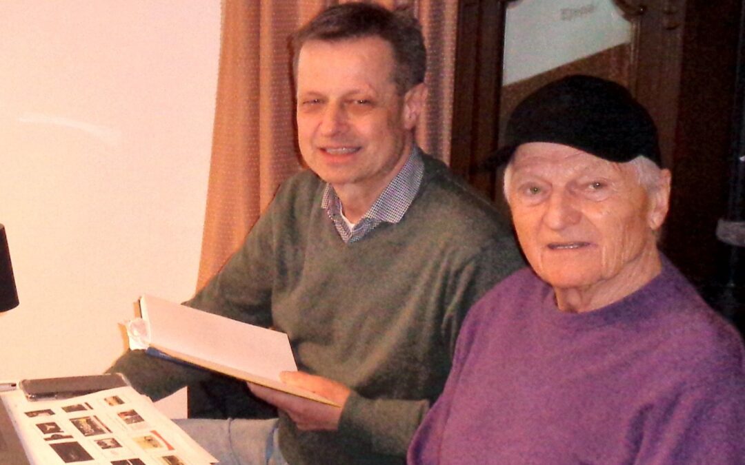 Zeitreise in Bielefelds Kneipenära: Autoren begeistern mit „Kneipen, Kult und Knallbonbons“