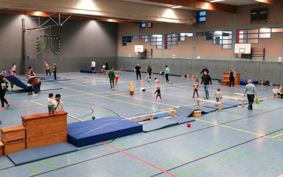 „MiniMove“ – Offenes Eltern Kind Turnen in der Wortkamphalle