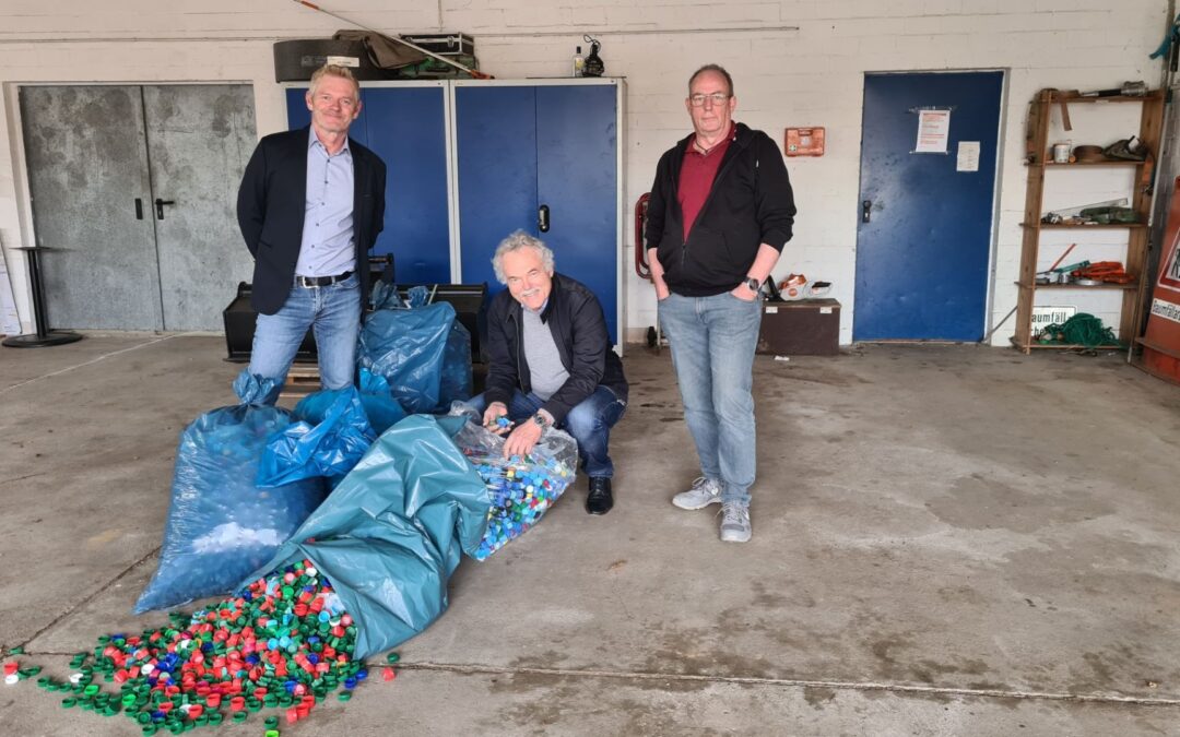 Rotarier Detmold-Oerlinghausen ziehen Bilanz: In Leopoldshöhe wurden mehr als 28 Tonnen Plastikdeckel für Polio-Impfungen gesammelt