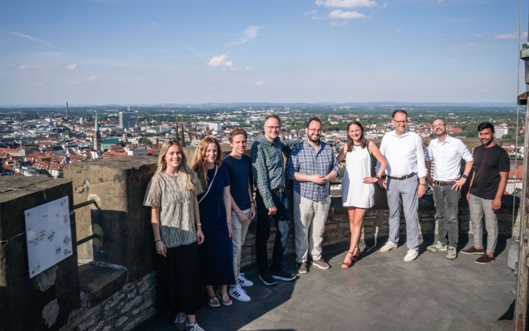 Neues Kooperationsprojekt: Bielefelder Influencer treffen sich auf der Sparrenburg