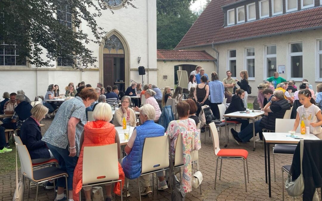 Kneipenquiz wird zum vollen Erfolg: 120 Besucher feiern gelungenen Sommerabend