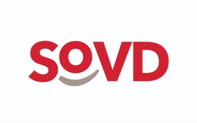 Rotes Logo mit dem Schriftzug SoVD und einer grauen, geschwungenen Linie darunter