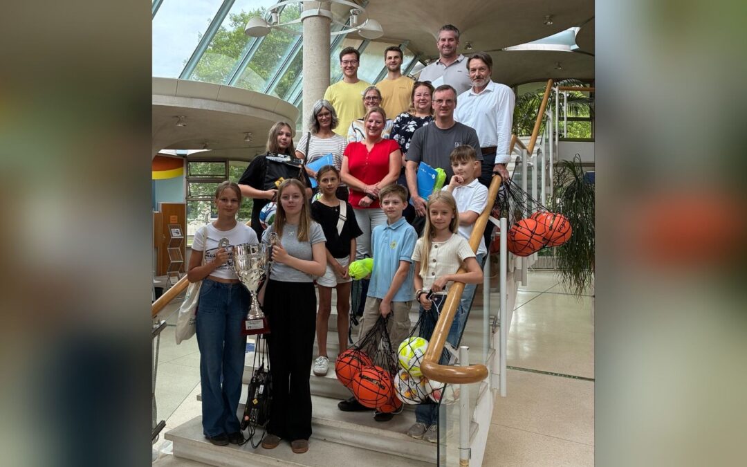 1.084 Sportabzeichen abgelegt – Stadtsportverband zeichnet sechs Schulen im Kurgastzentrum aus