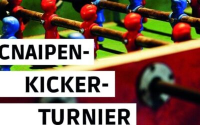 Foosballtisch mit roten und blauen Spielfiguren und dem Titel "Cnaipen-Kicker-Turnier", rechts Veranstaltungsdetails