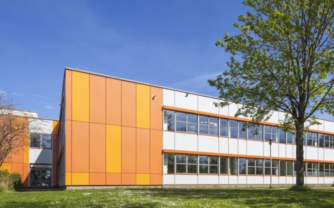 Akustische Signale und Durchsagen auf den Schullautsprechern
